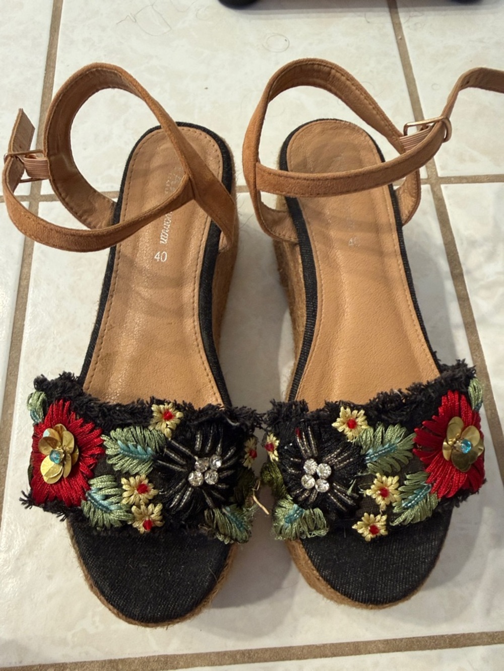 Embroidered Black and Tan Wedge Sandals with Floral Detail